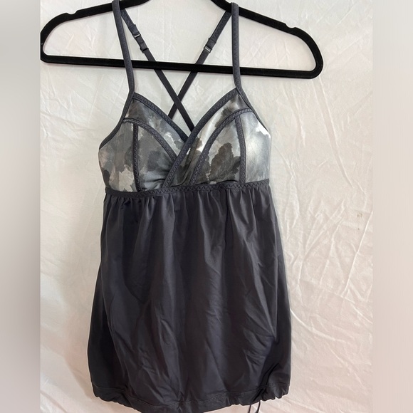 LULULEMON REHEARSAL DANCE TOP - Picture 1 of 6